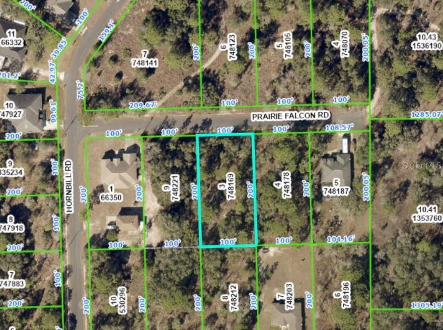 This almost half acre wooded lot in Royal Highlands would be a great place to build your dream home! Short drive to shopping , restaurants and beautiful Weeki Wachee area!