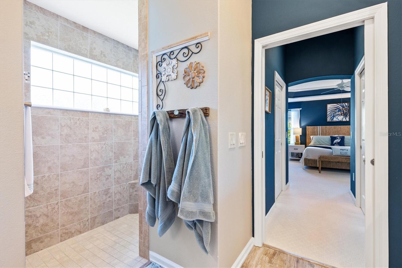 VILLAGE/FENNEY UN #5 - Residential