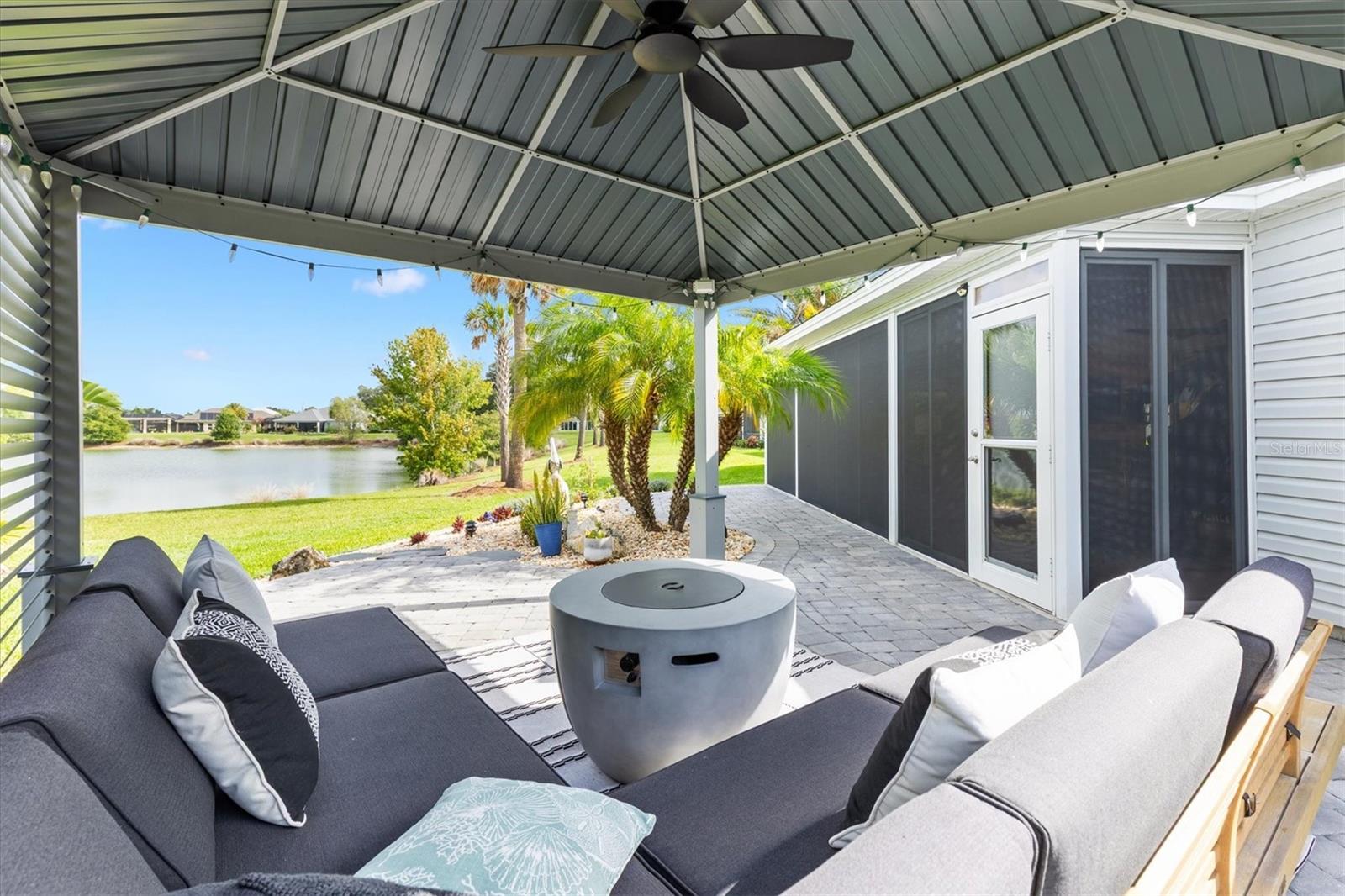 VILLAGE/FENNEY UN #5 - Residential