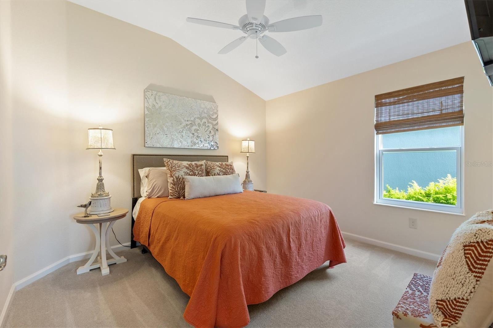 VILLAGE/FENNEY UN #5 - Residential