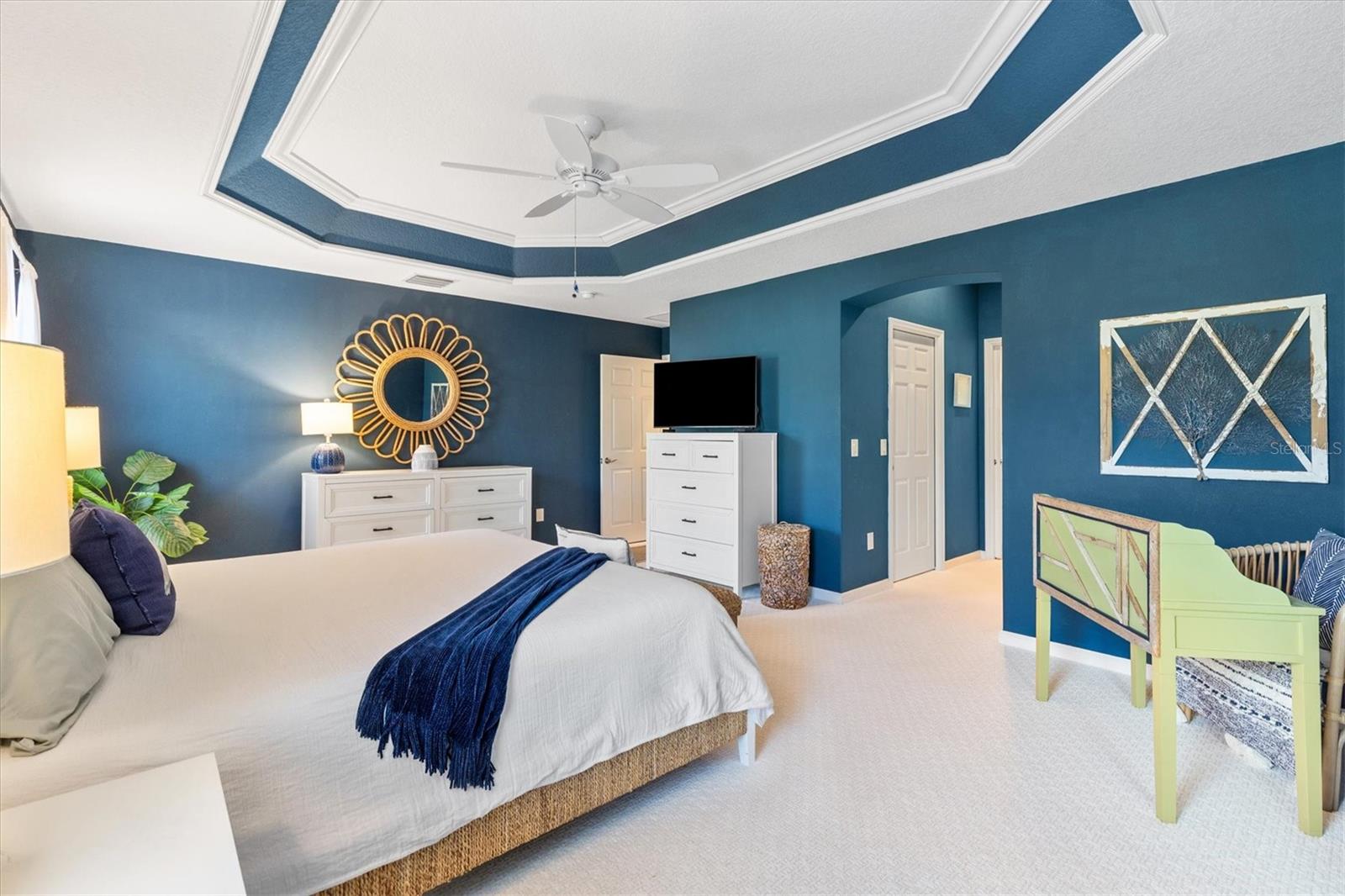 VILLAGE/FENNEY UN #5 - Residential