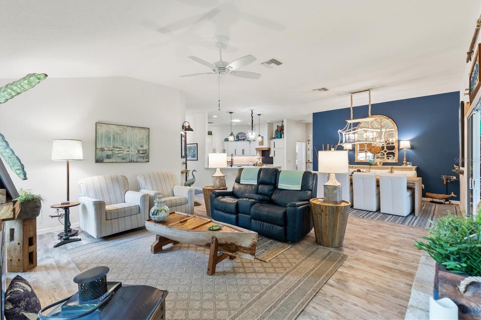 VILLAGE/FENNEY UN #5 - Residential