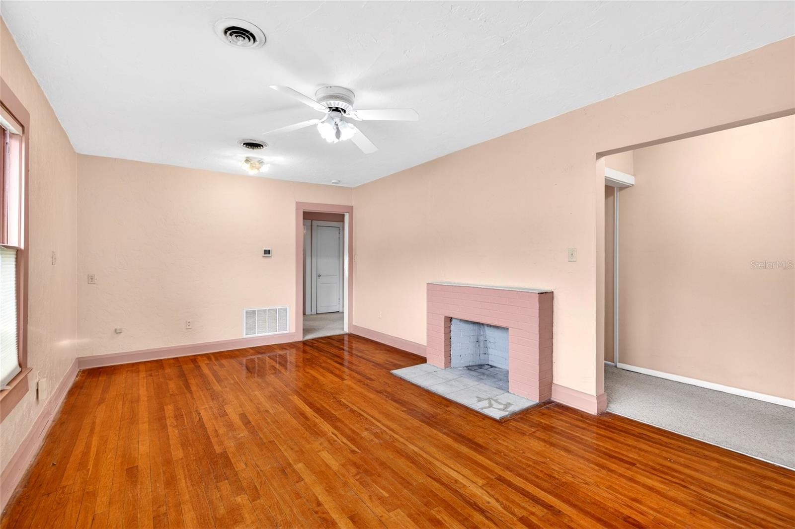 FORT KING HEIGHTS - Commercial Lease