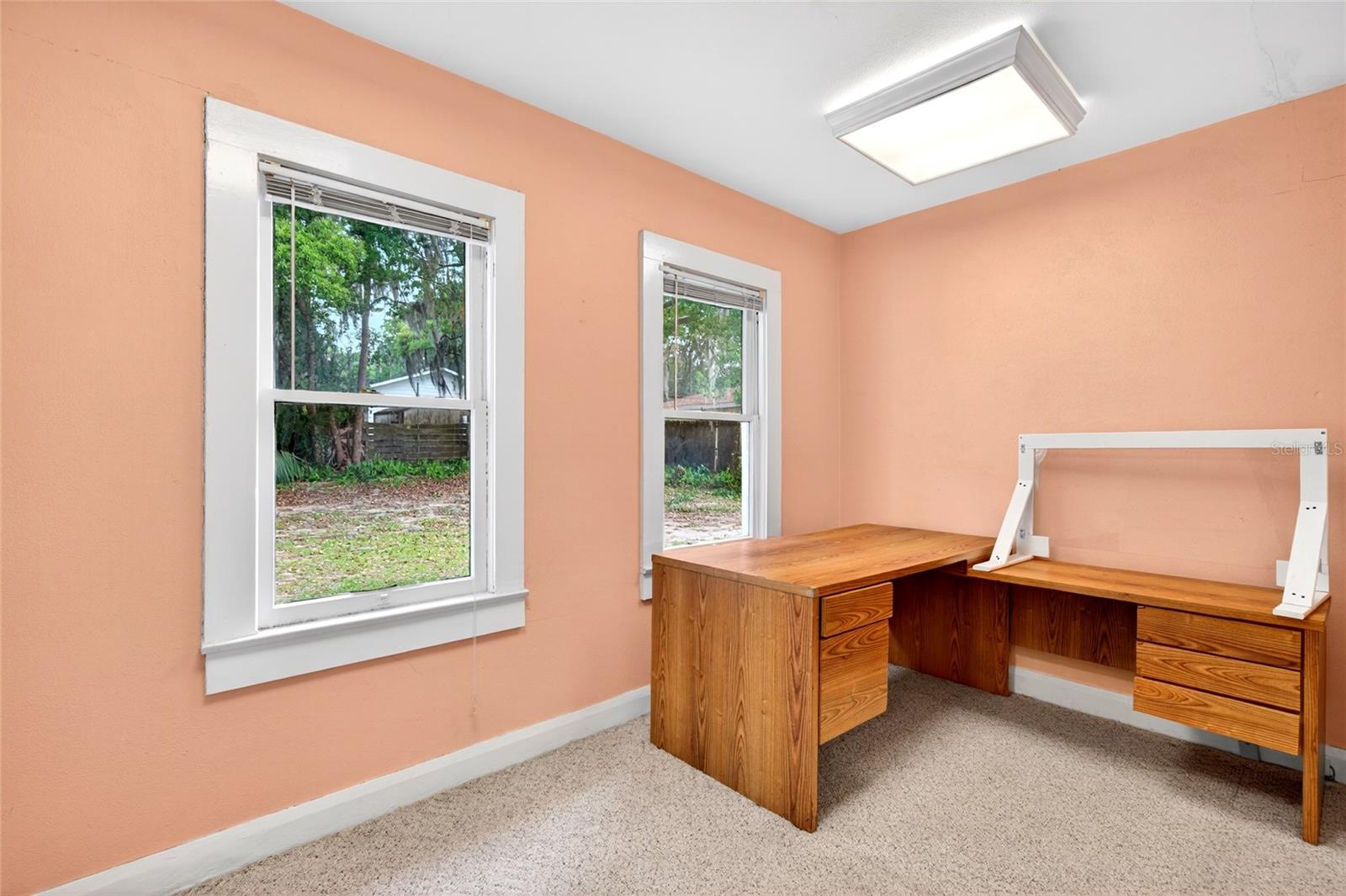 FORT KING HEIGHTS - Commercial Lease