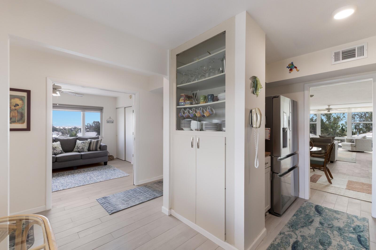 MARTINIQUE APTS SOUTH - Residential