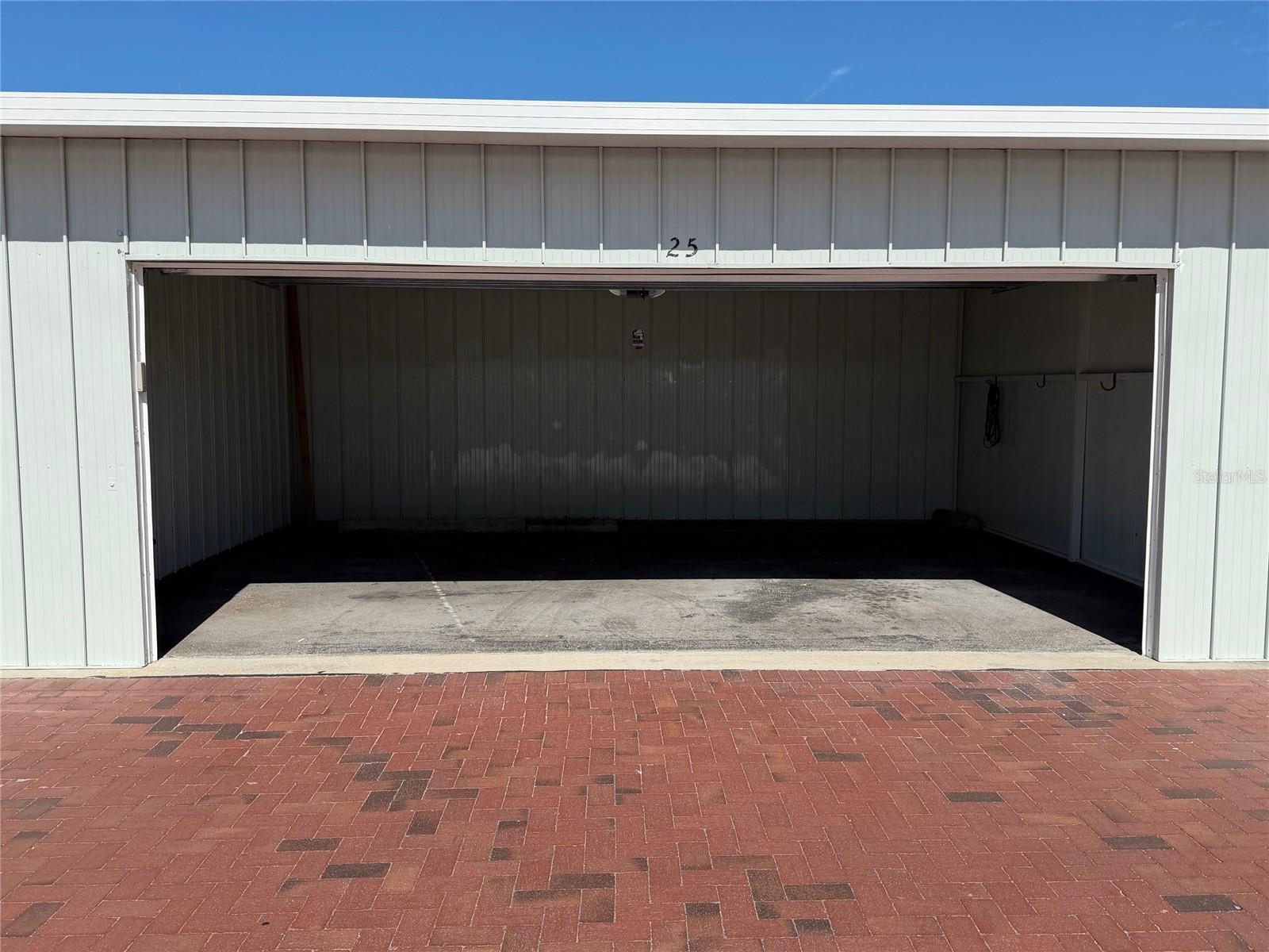 MARTINIQUE APTS SOUTH - Residential