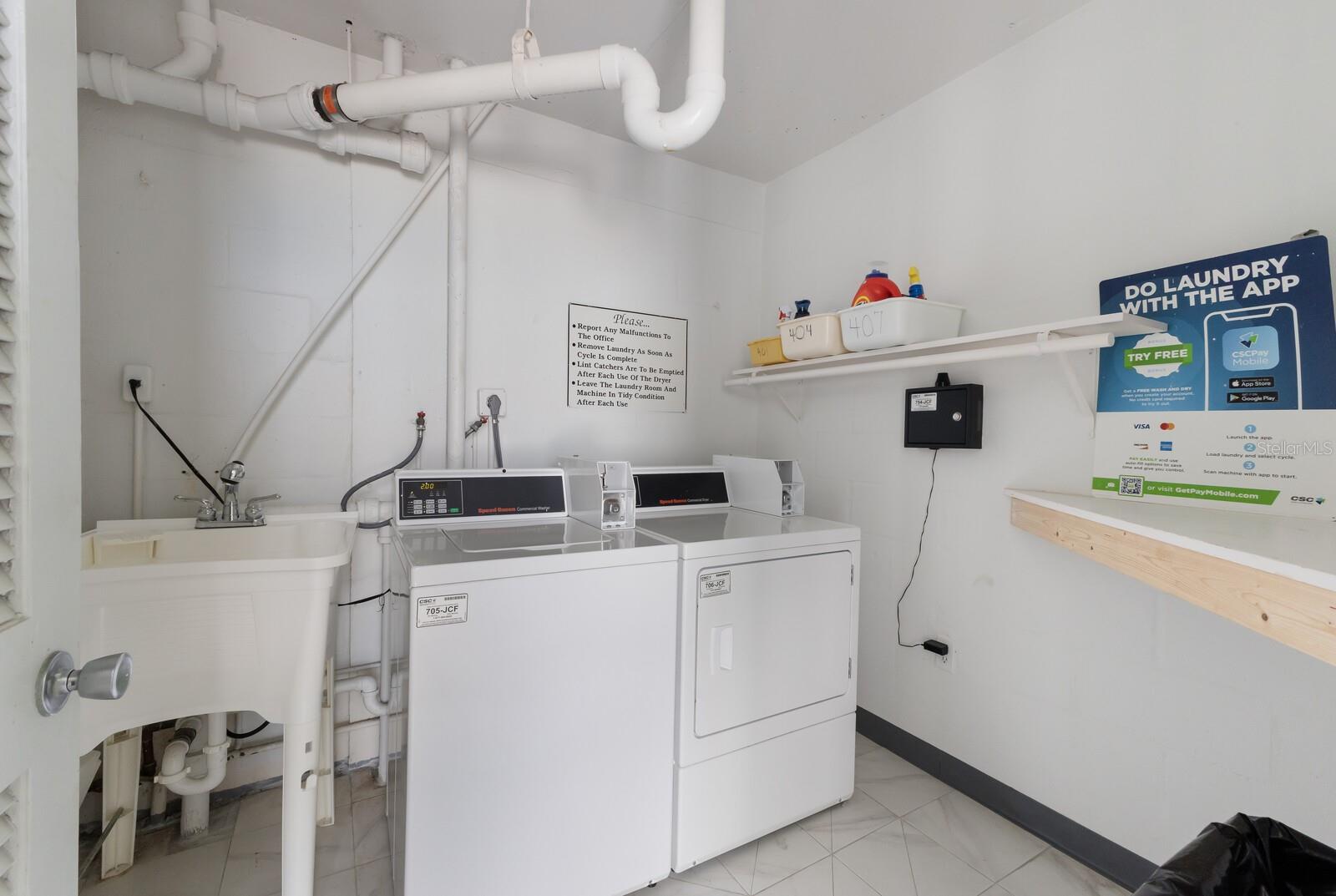 MARTINIQUE APTS SOUTH - Residential