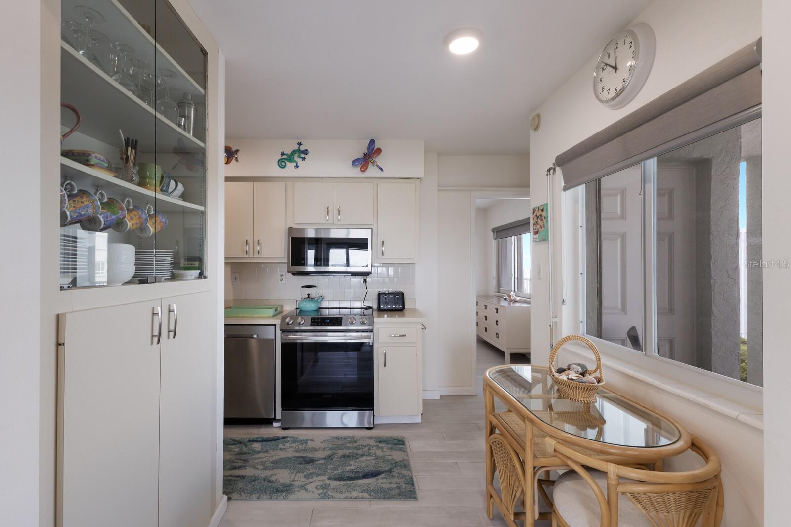 MARTINIQUE APTS SOUTH - Residential