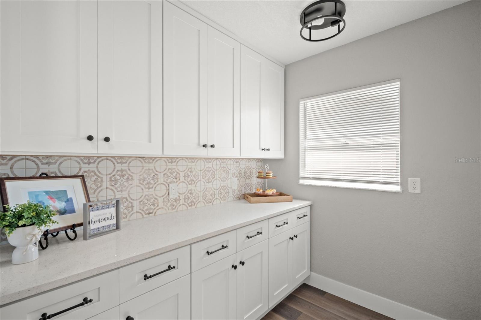 LAKESIDE TERRACE 1ST ADD - Residential