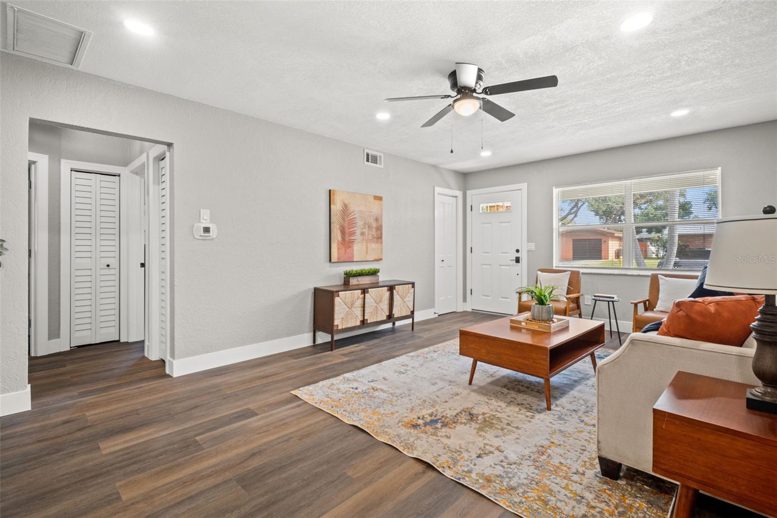 LAKESIDE TERRACE 1ST ADD - Residential