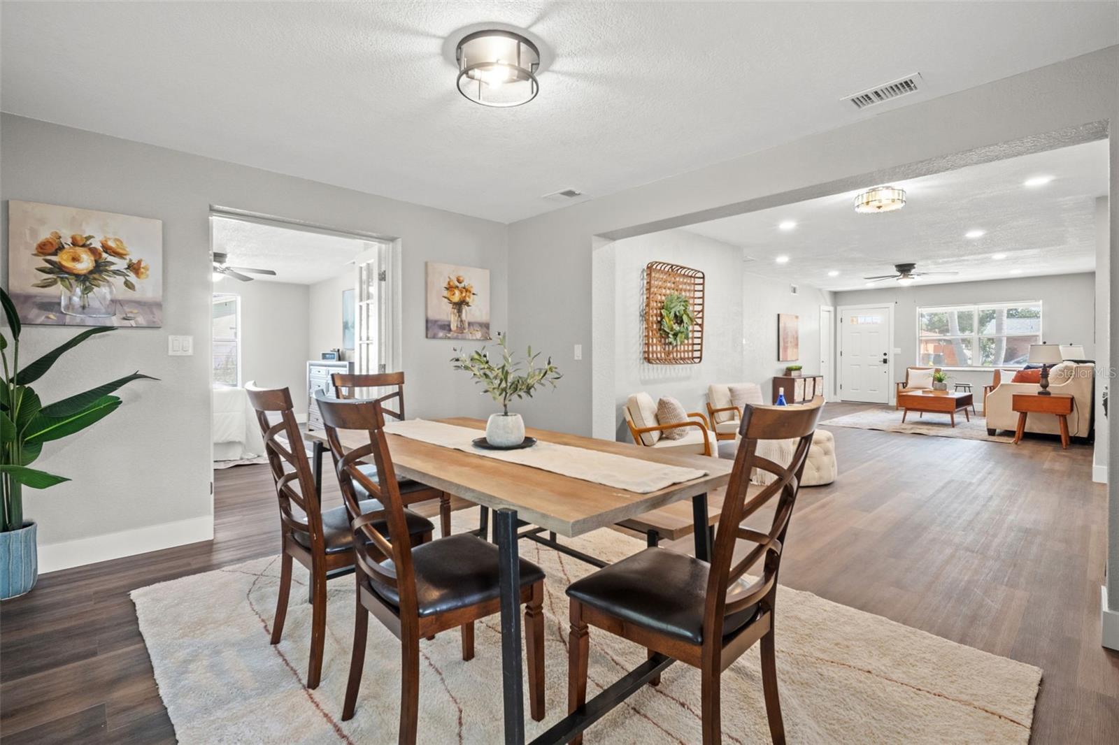 LAKESIDE TERRACE 1ST ADD - Residential