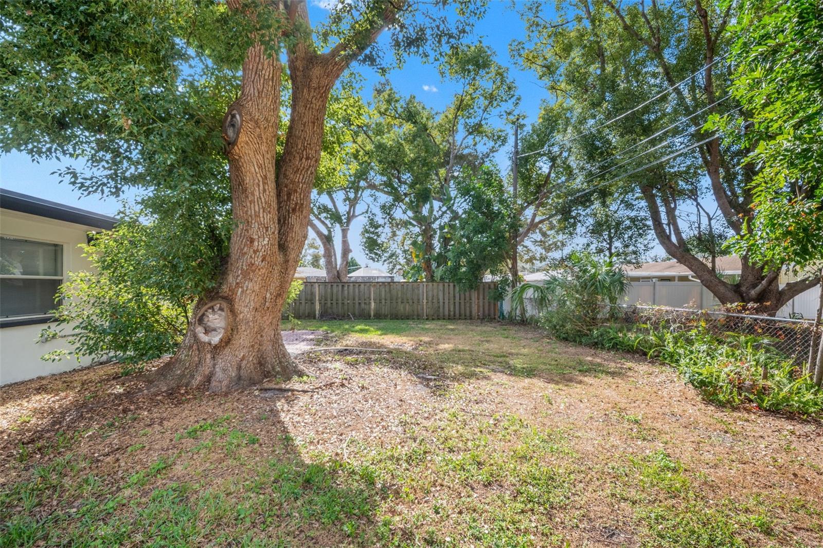 LAKESIDE TERRACE 1ST ADD - Residential