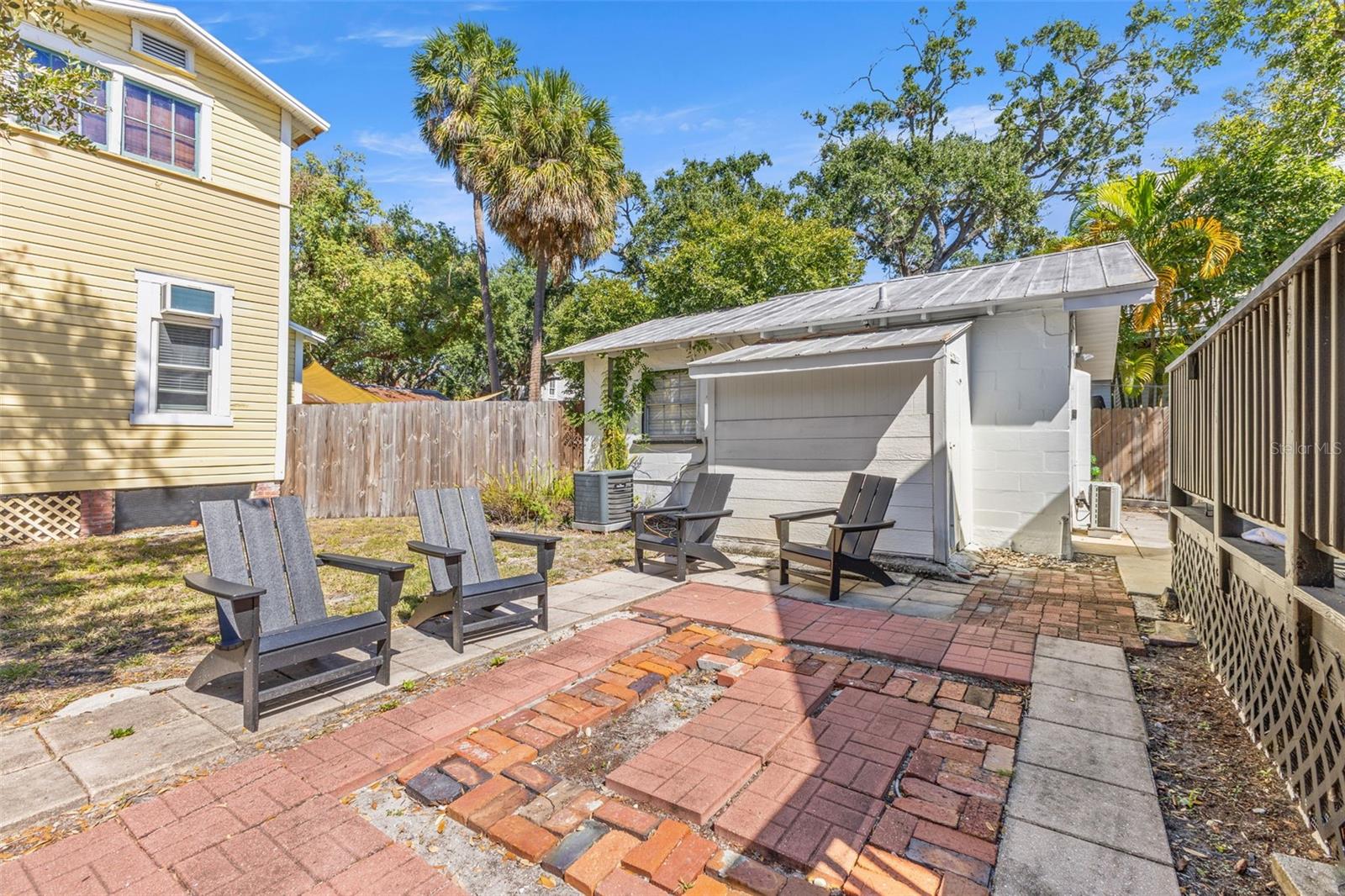 PACKWOOD - Residential Income