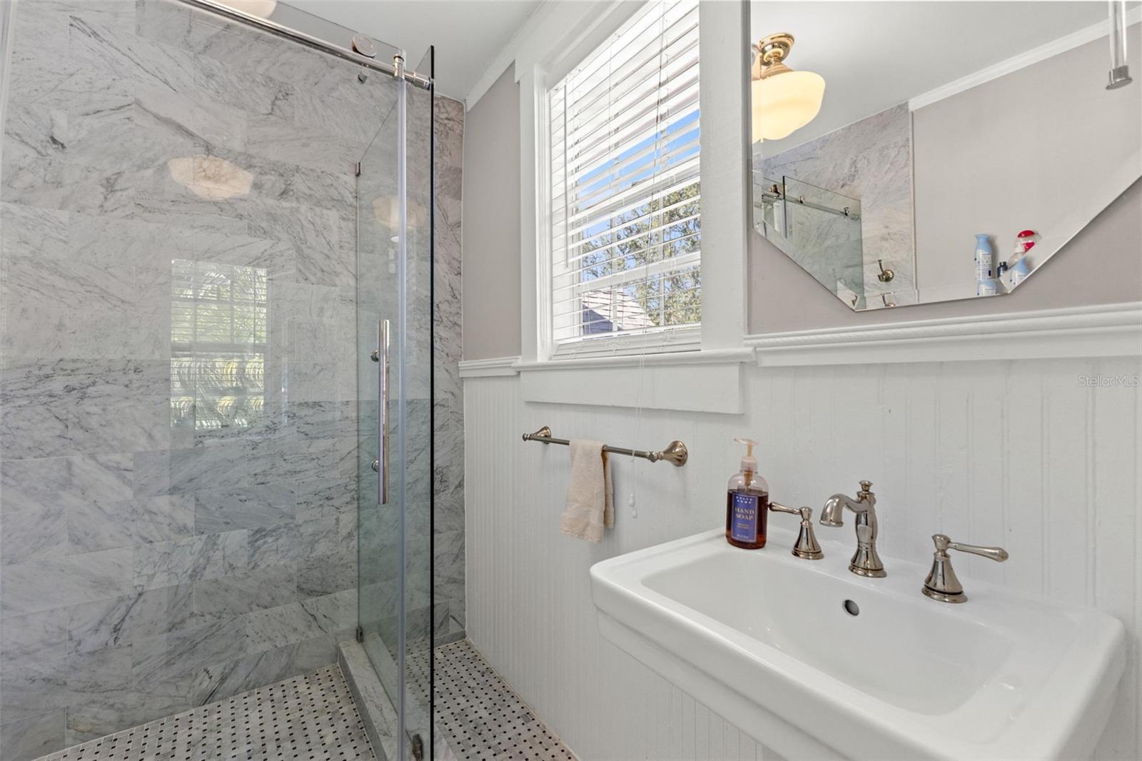 PACKWOOD - Residential Income