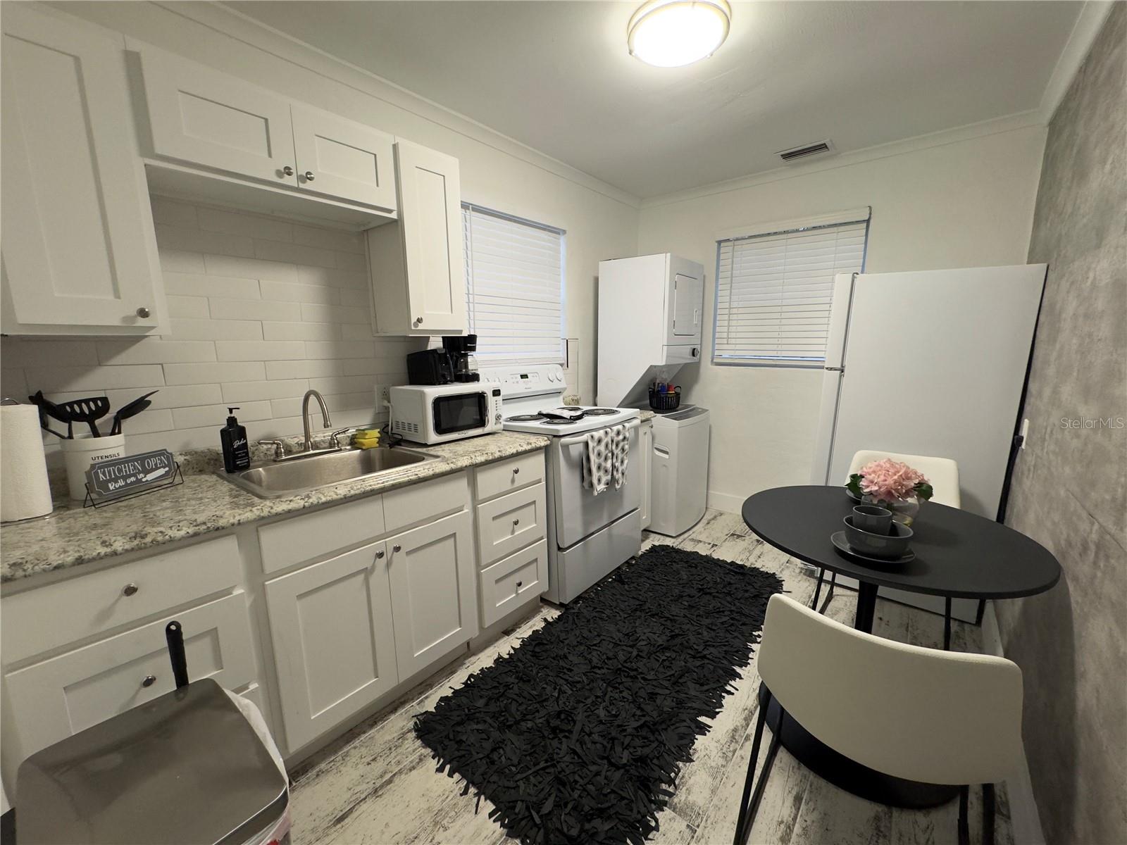 PACKWOOD - Residential Income