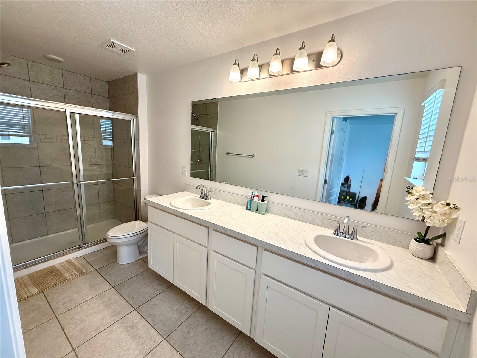 FIESTA KEY PH 2 - Residential