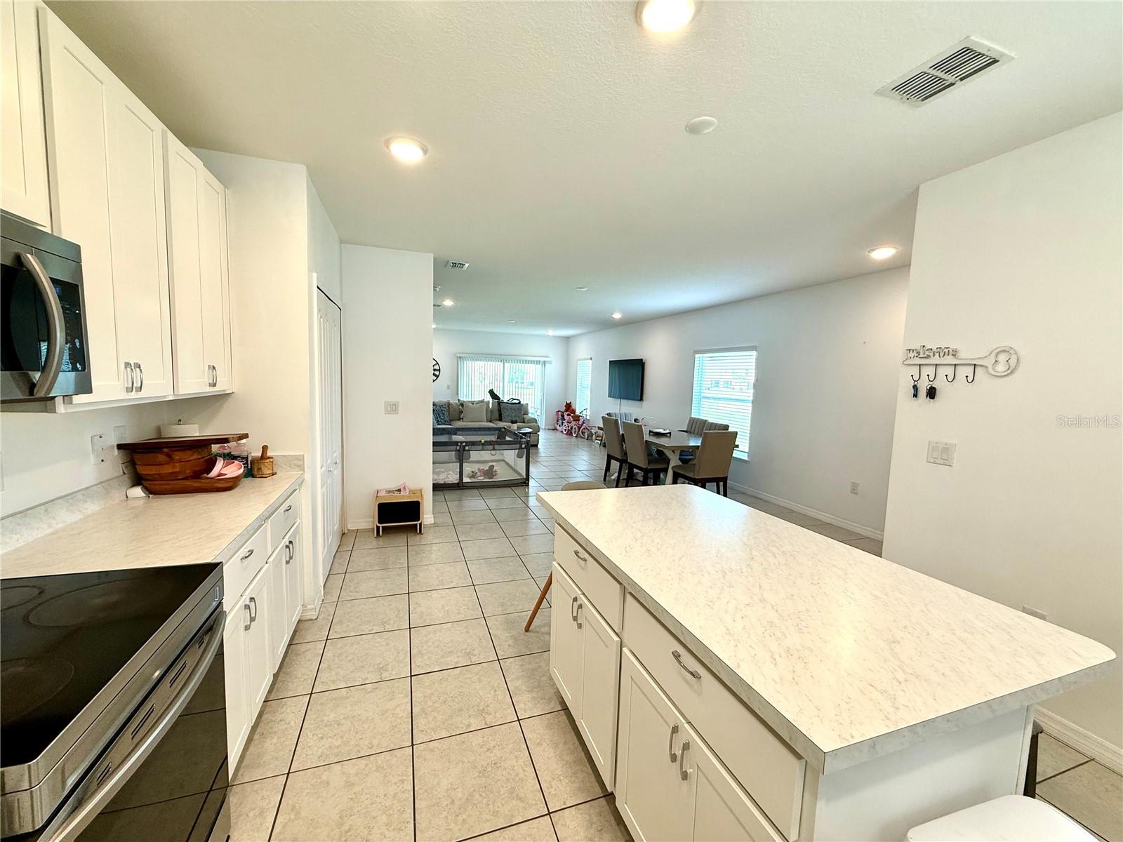 FIESTA KEY PH 2 - Residential