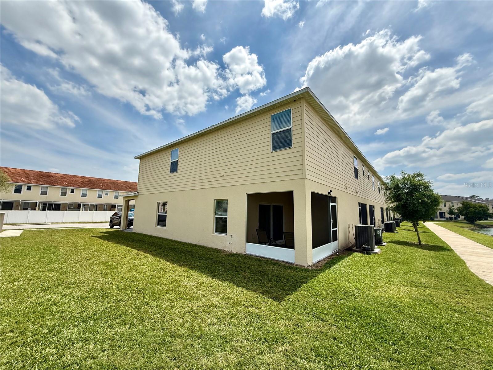 FIESTA KEY PH 2 - Residential