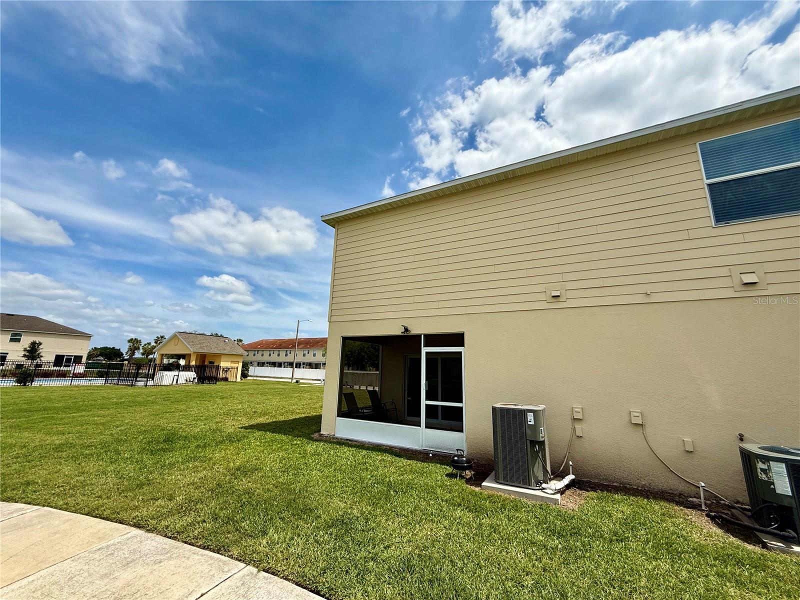 FIESTA KEY PH 2 - Residential