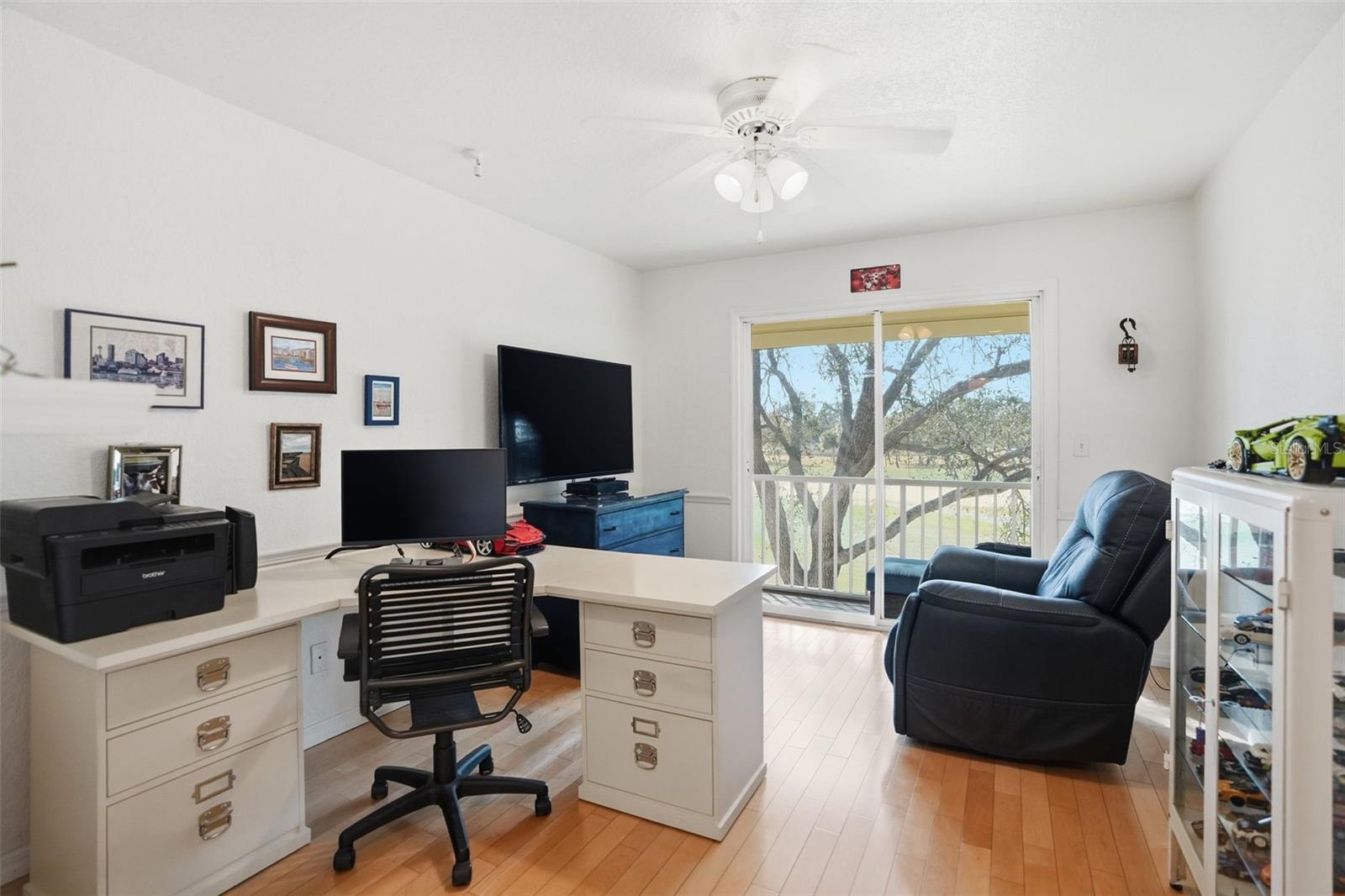 WILLOW GREENS - Residential