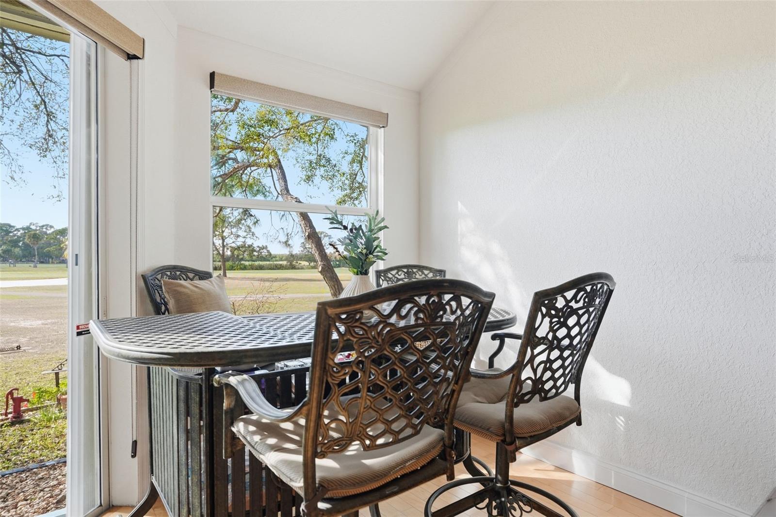 WILLOW GREENS - Residential