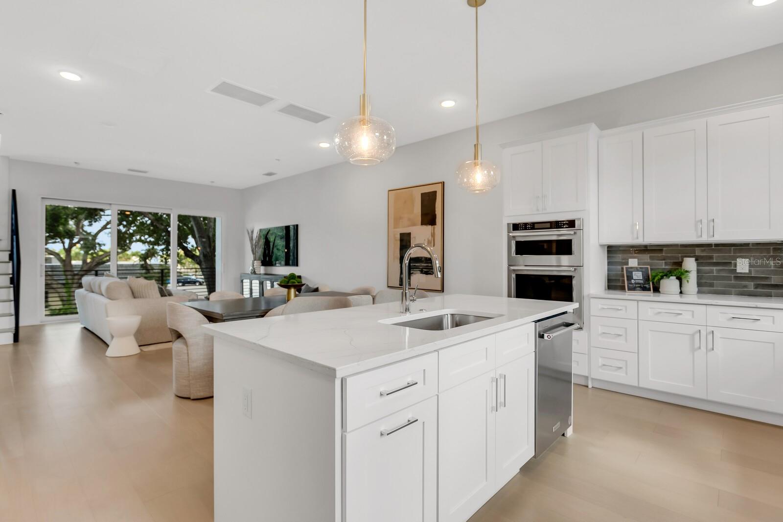 STRUM PLACE - Residential