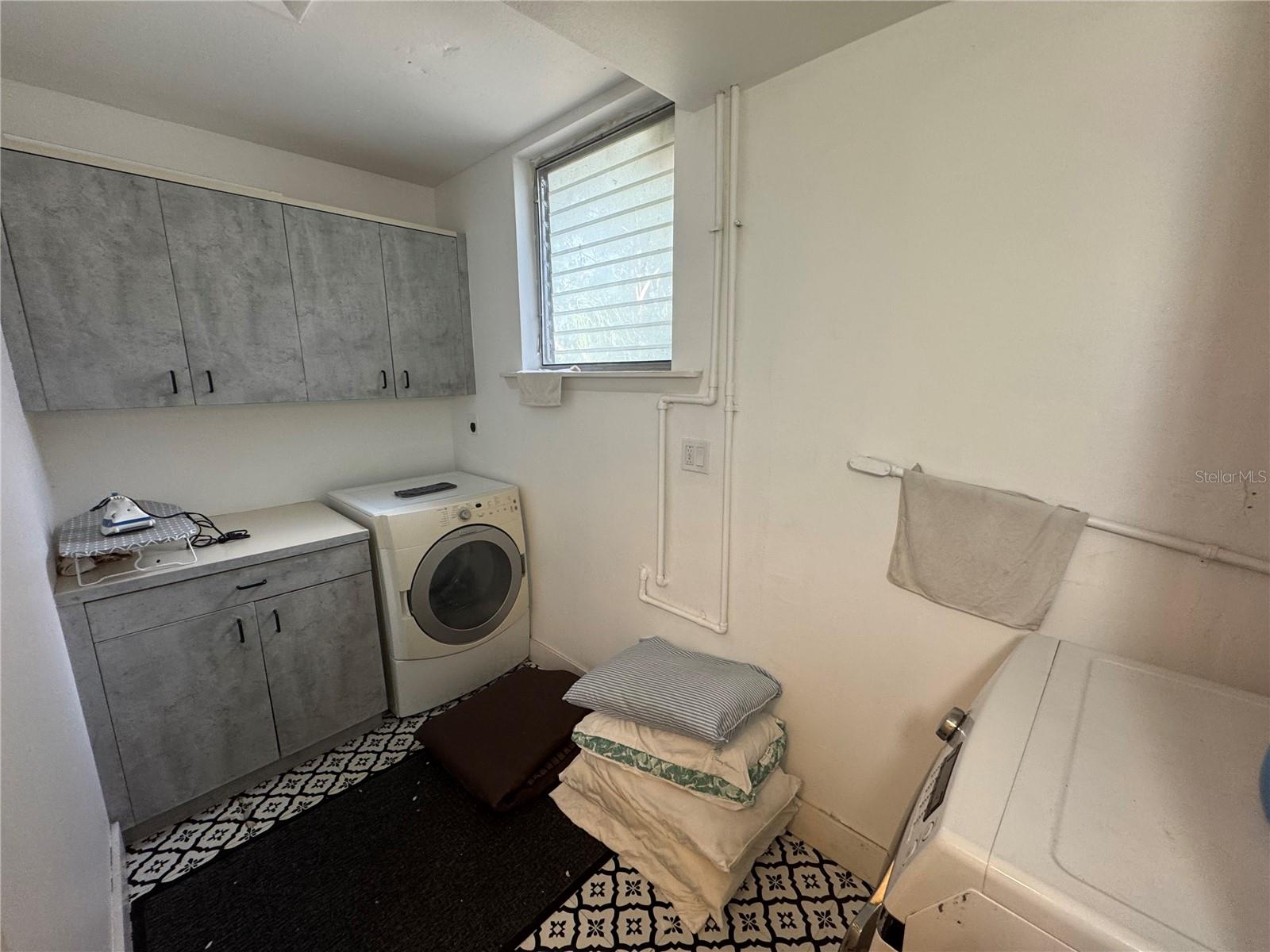 TEMPLE TERRACE ESTATES - Residential