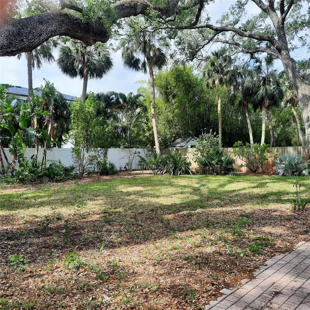 Photo of 4806 W San Jose Street, Tampa, FL 33629 (MLS # TB8444000)