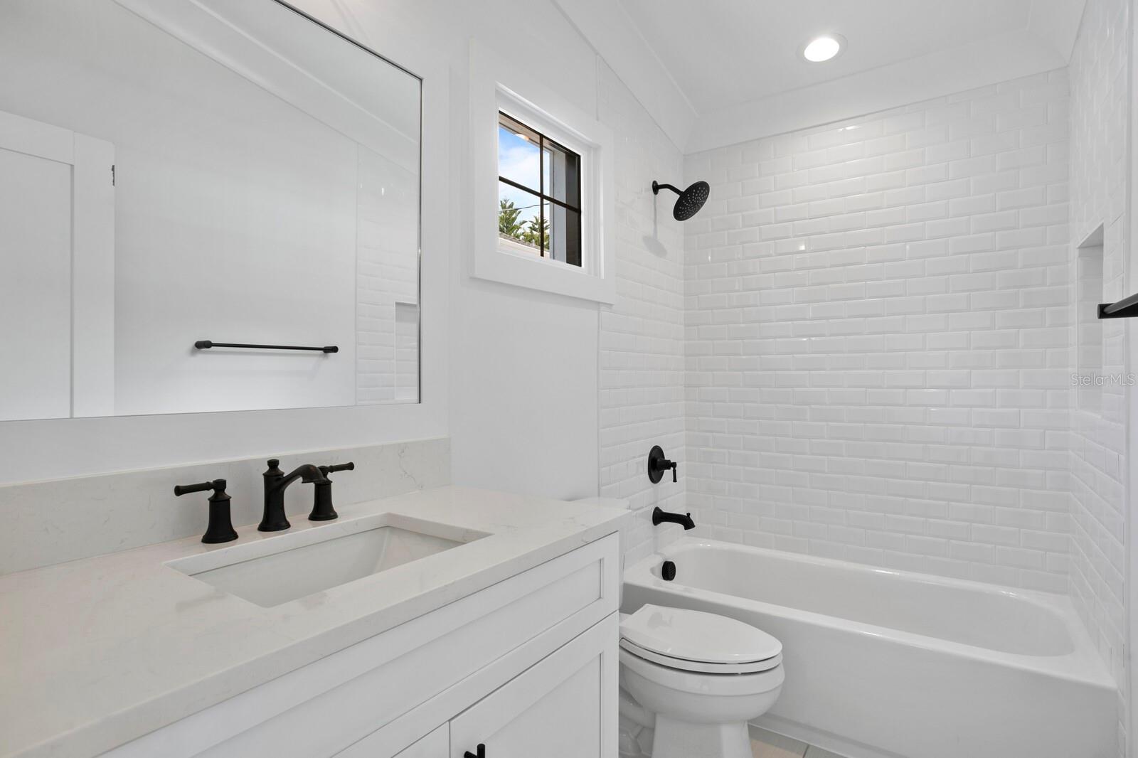 HYDE PARK WEST - Residential