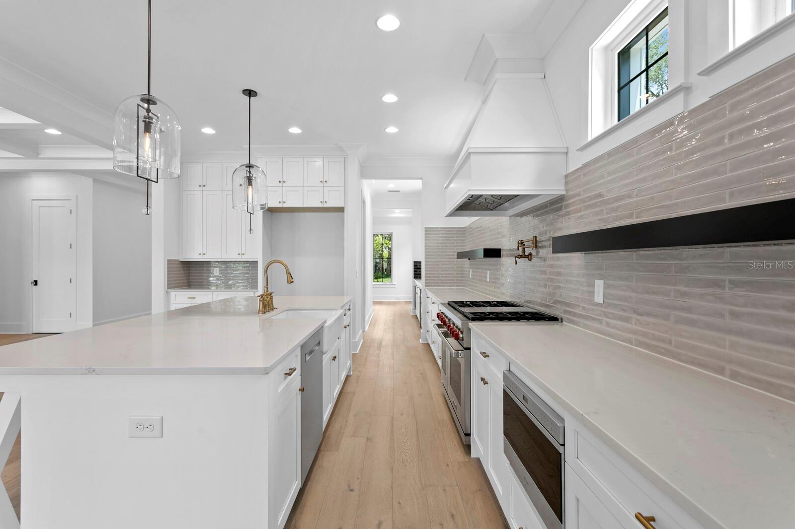 HYDE PARK WEST - Residential