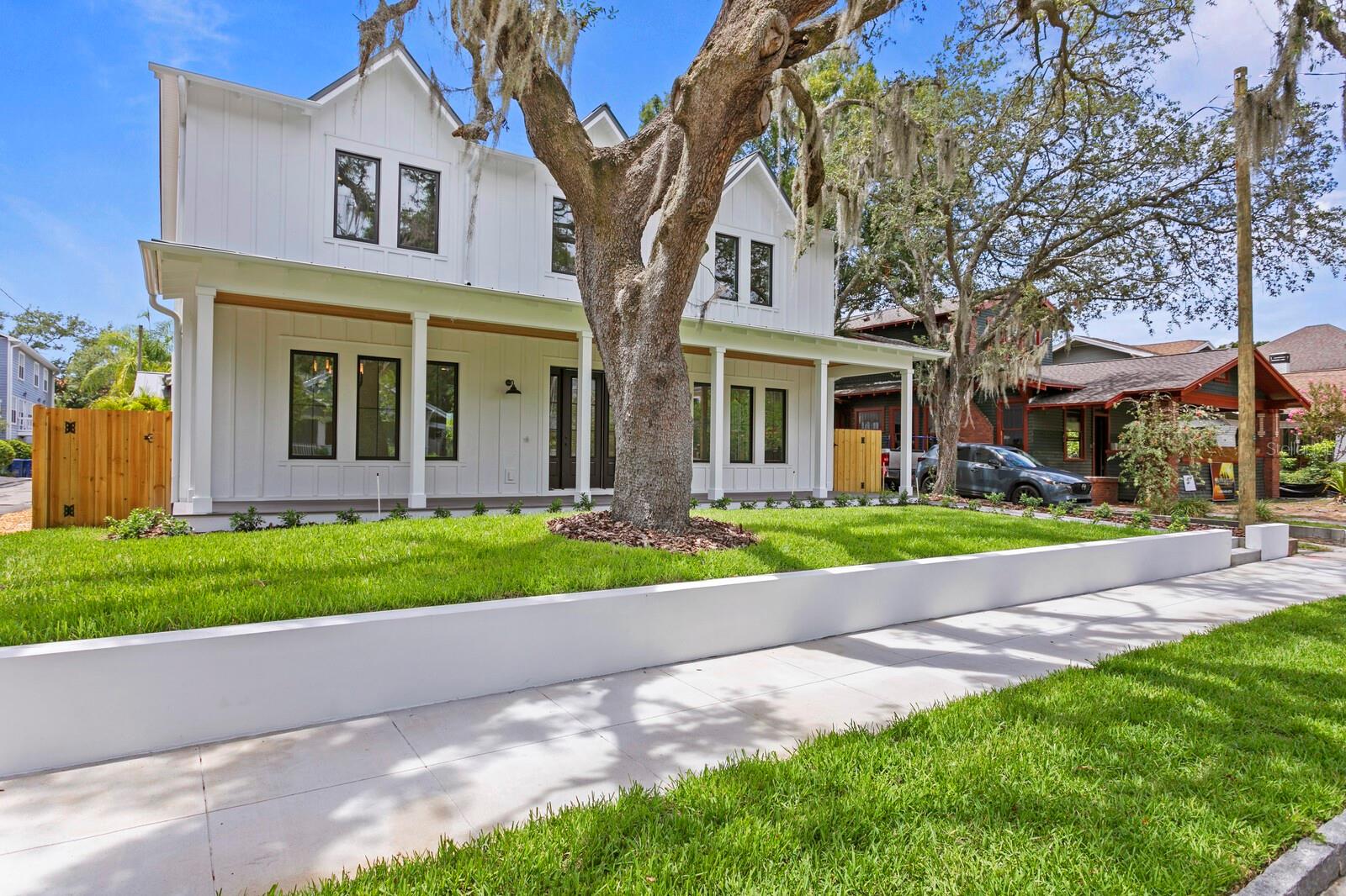 HYDE PARK WEST - Residential