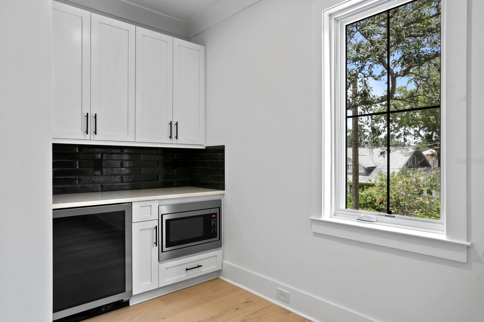 HYDE PARK WEST - Residential