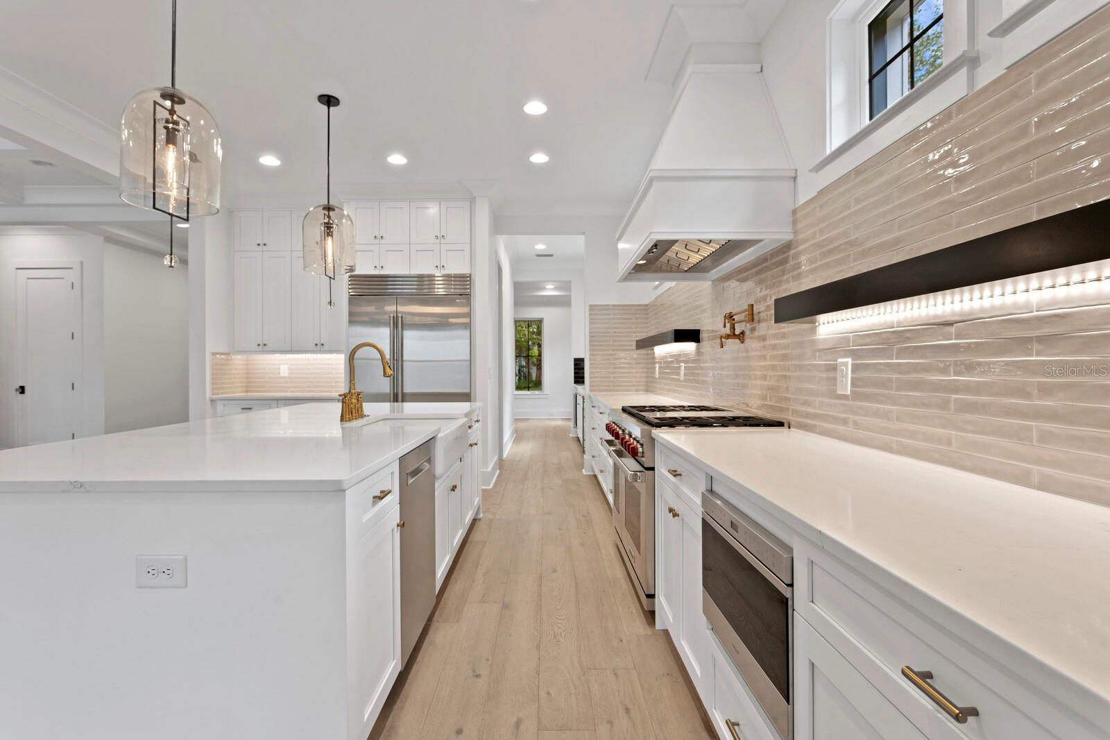 HYDE PARK WEST - Residential