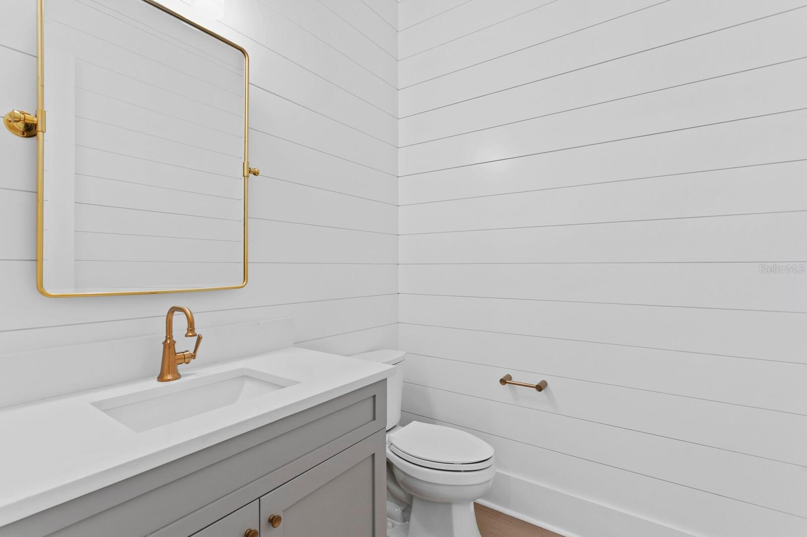 HYDE PARK WEST - Residential