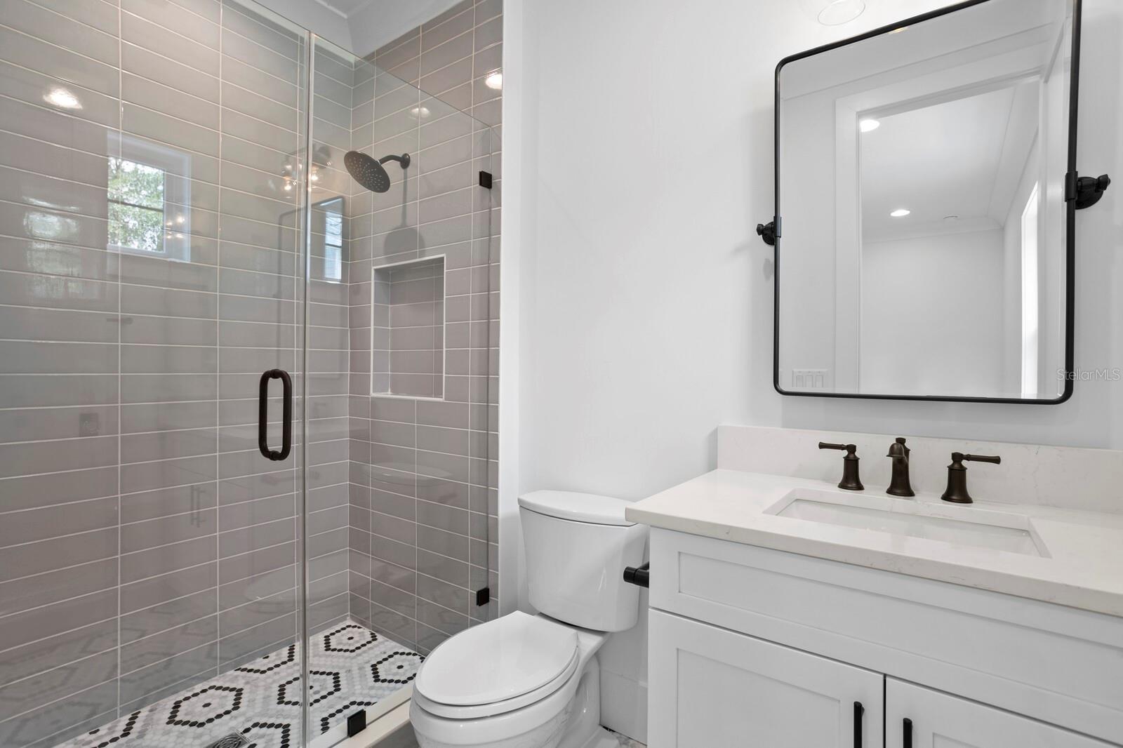 HYDE PARK WEST - Residential