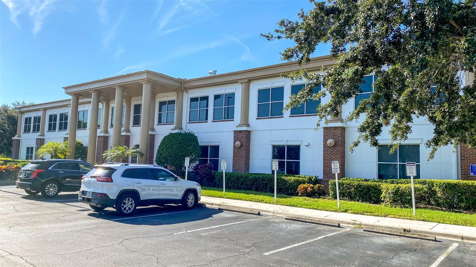 1ST NATIONAL BUS CENTER - Commercial Lease