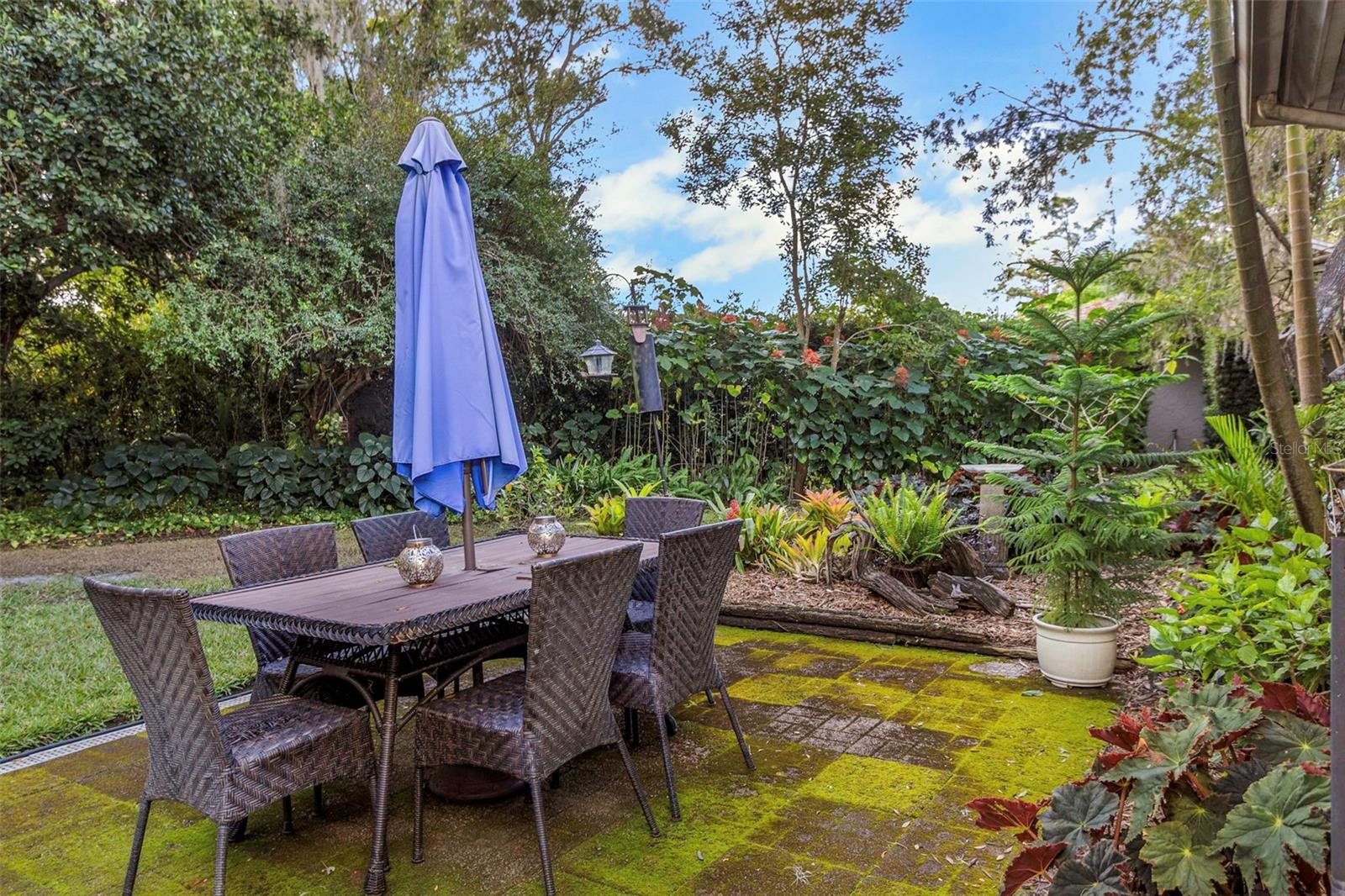 ARMISTEAD MANOR - Residential