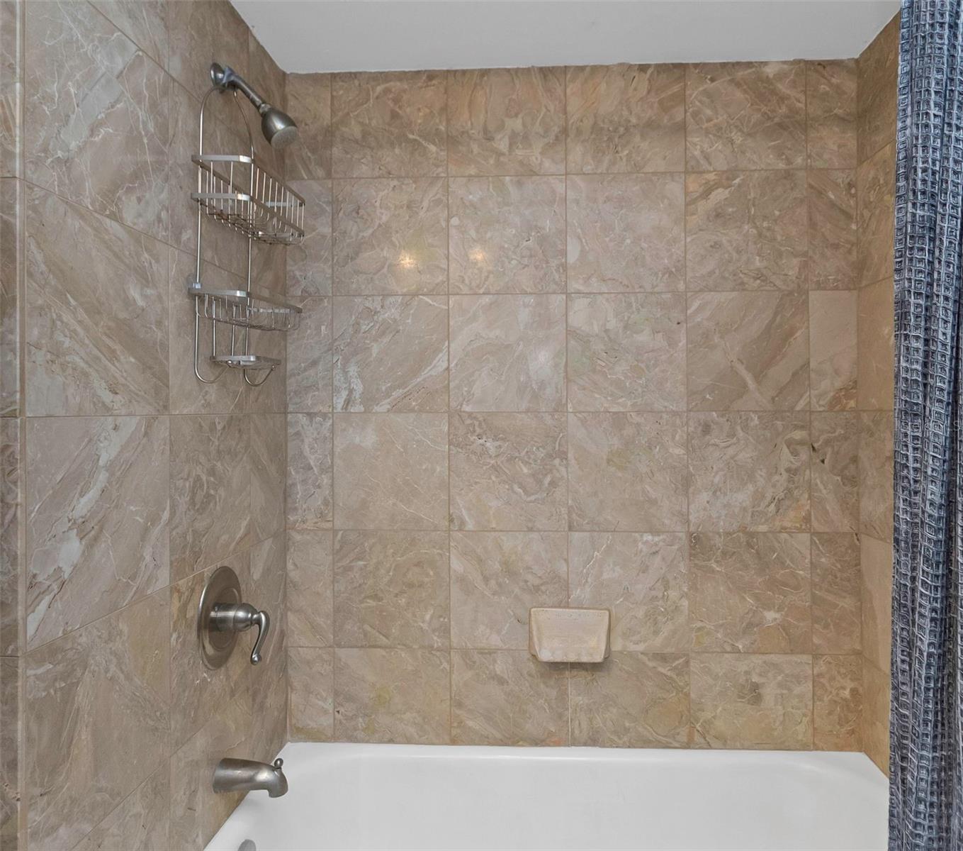 ARMISTEAD MANOR - Residential