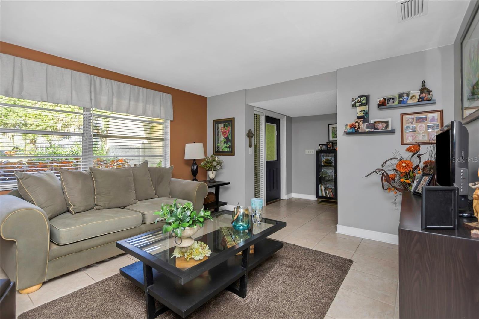 ARMISTEAD MANOR - Residential