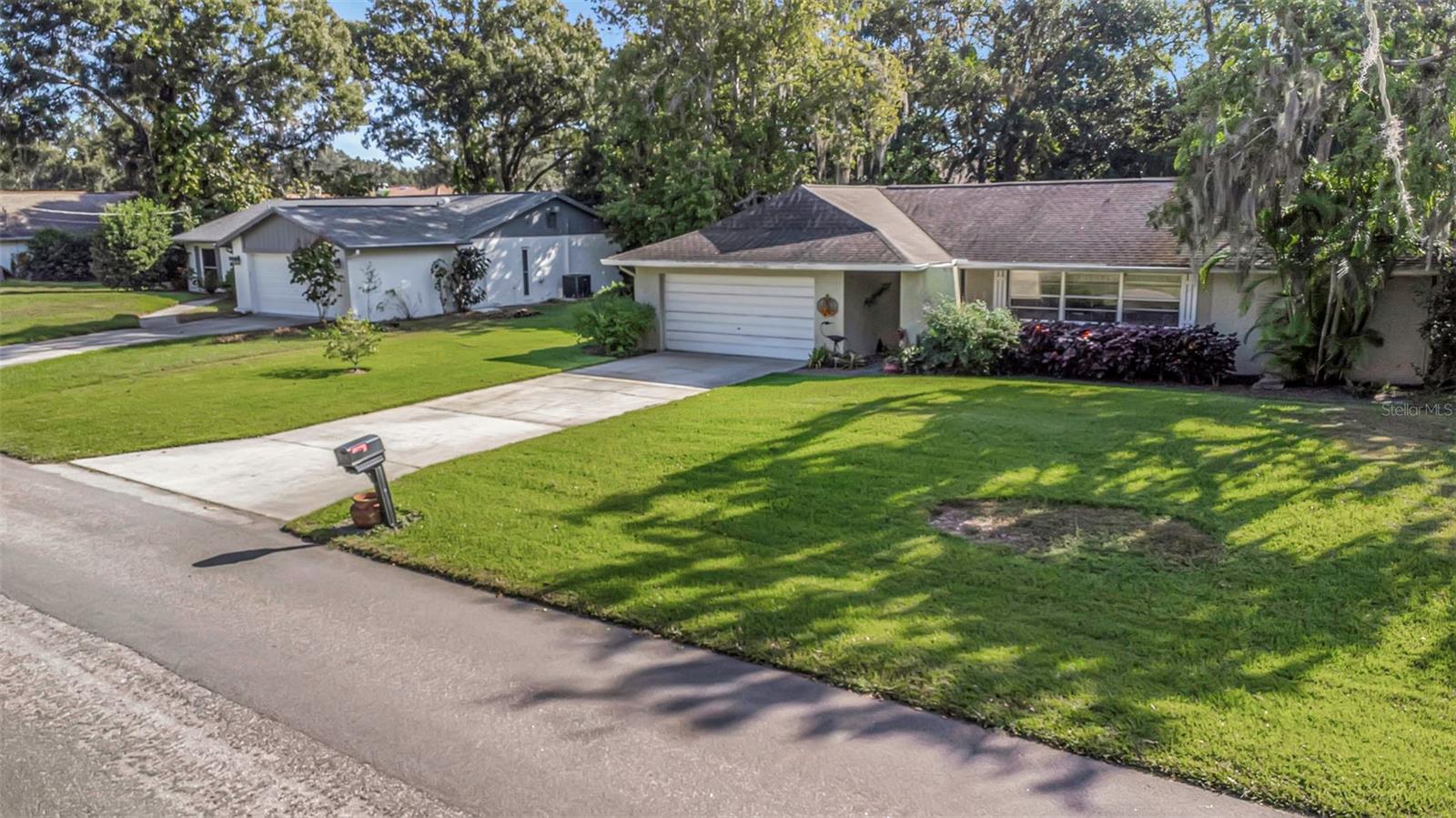 ARMISTEAD MANOR - Residential