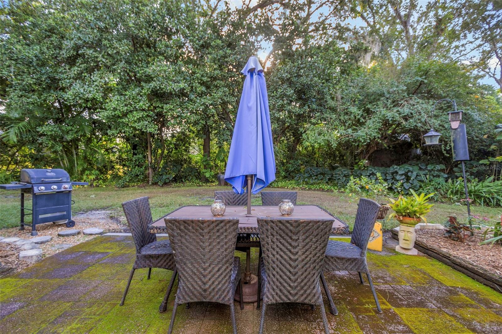 ARMISTEAD MANOR - Residential