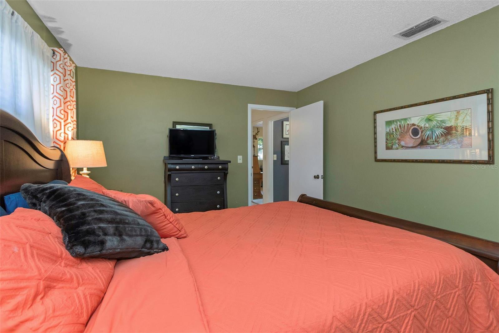 ARMISTEAD MANOR - Residential