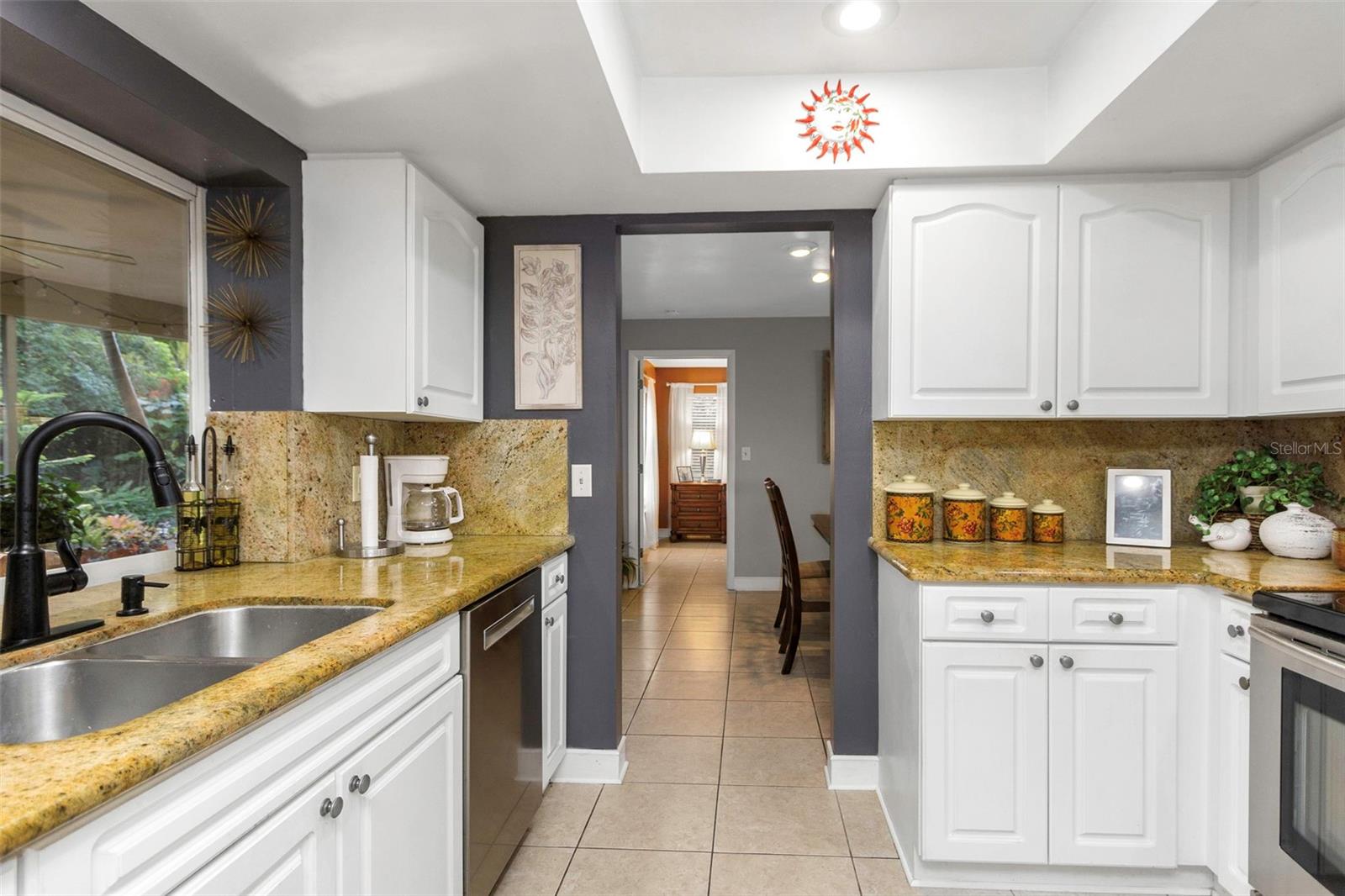 ARMISTEAD MANOR - Residential