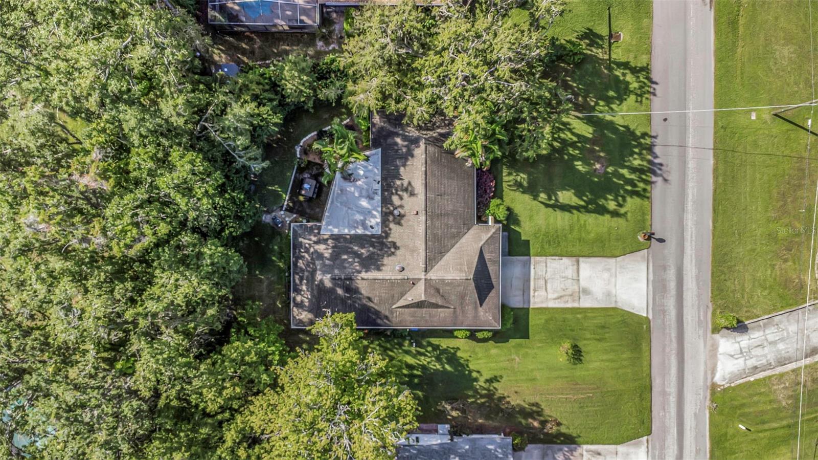 ARMISTEAD MANOR - Residential