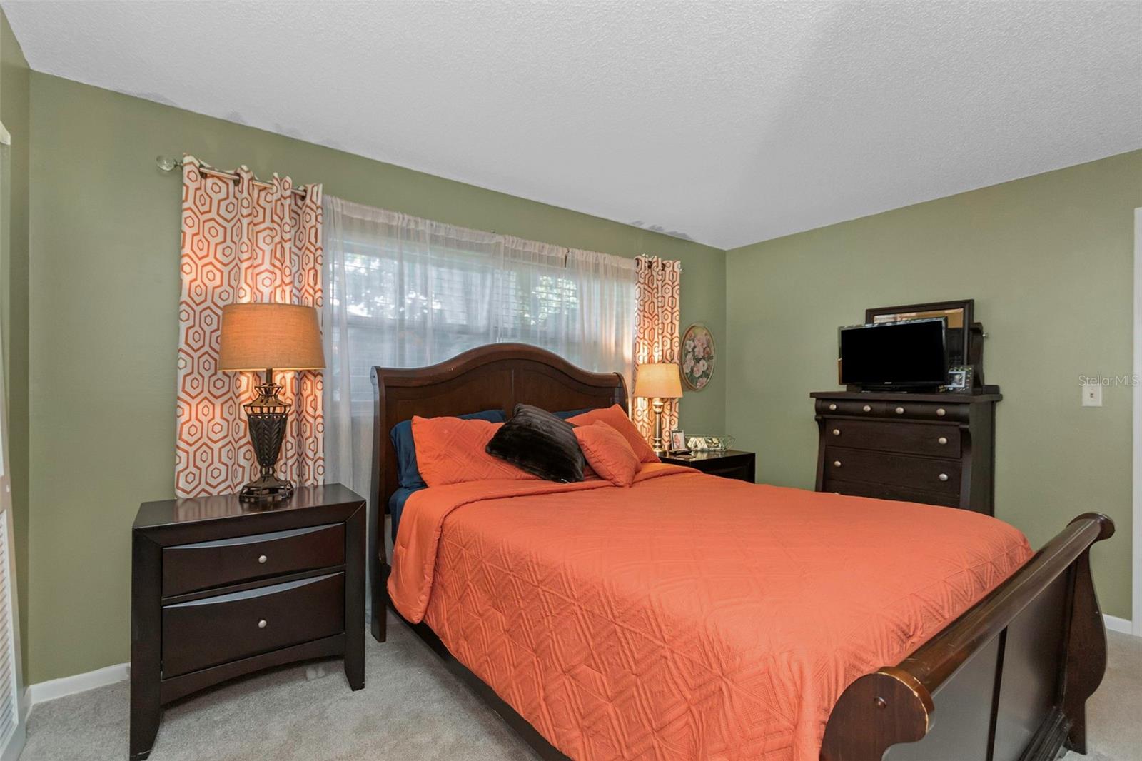 ARMISTEAD MANOR - Residential