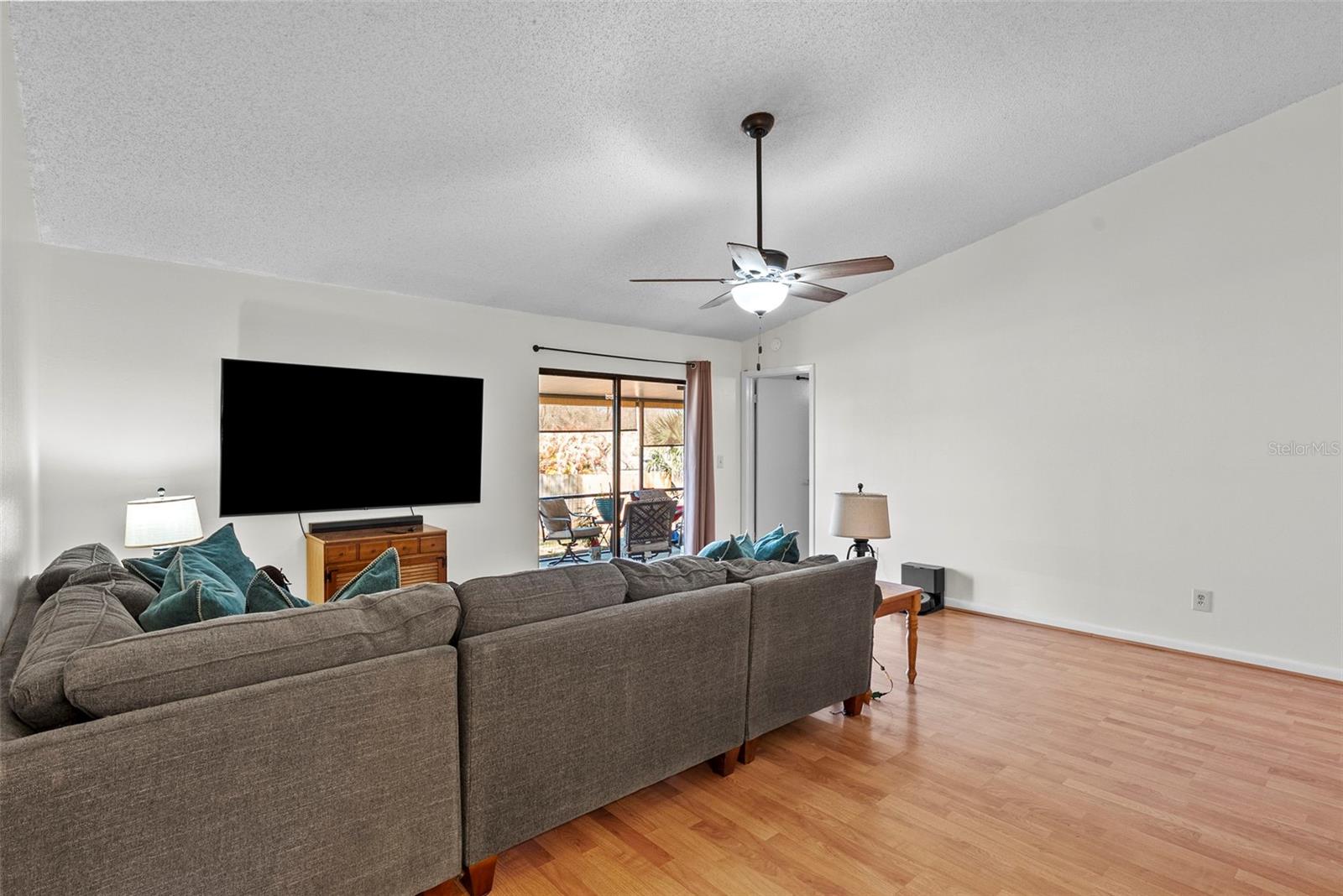 LAKE PADGETT ESTATES EAST - Residential