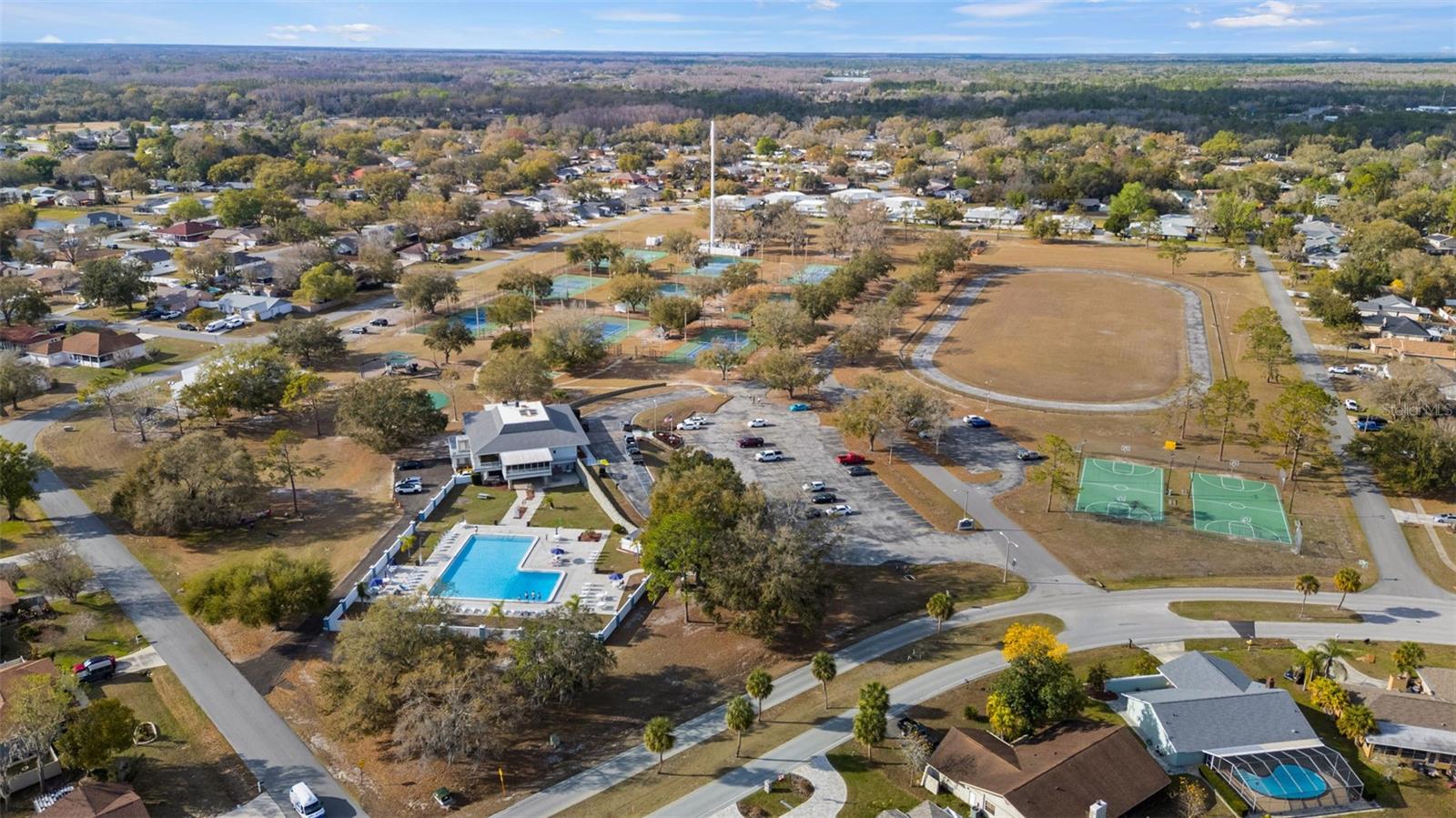 LAKE PADGETT ESTATES EAST - Residential