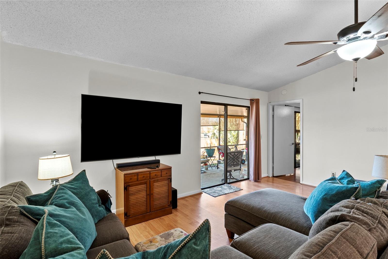 LAKE PADGETT ESTATES EAST - Residential