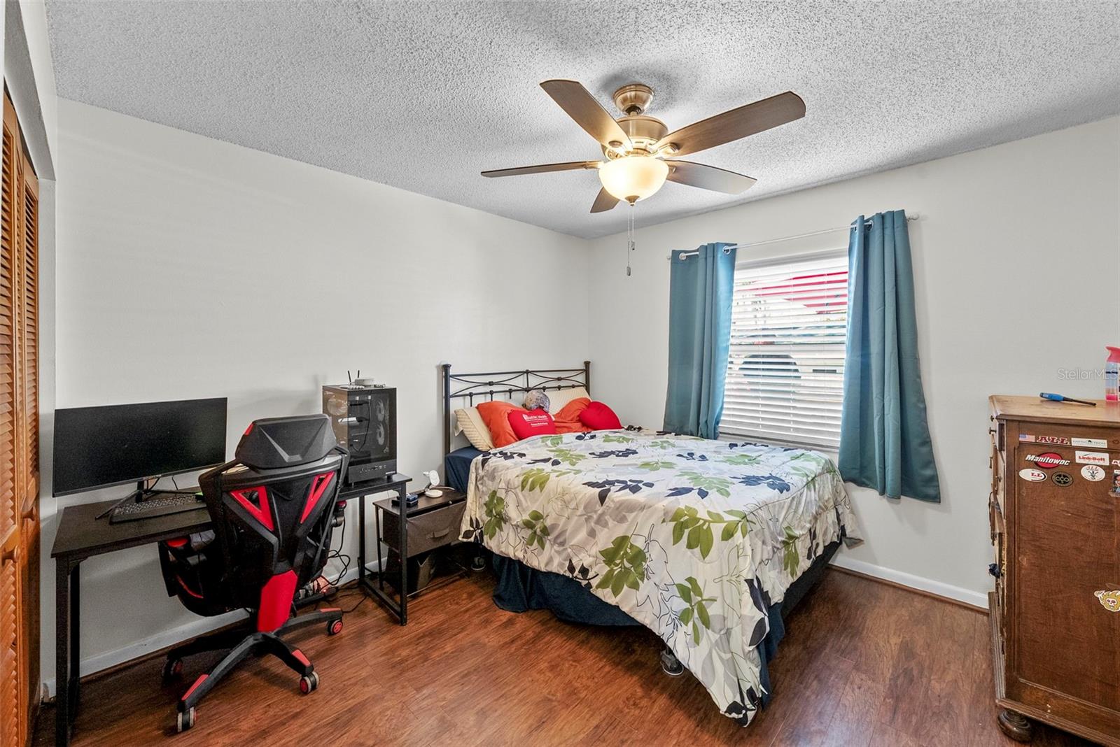 LAKE PADGETT ESTATES EAST - Residential