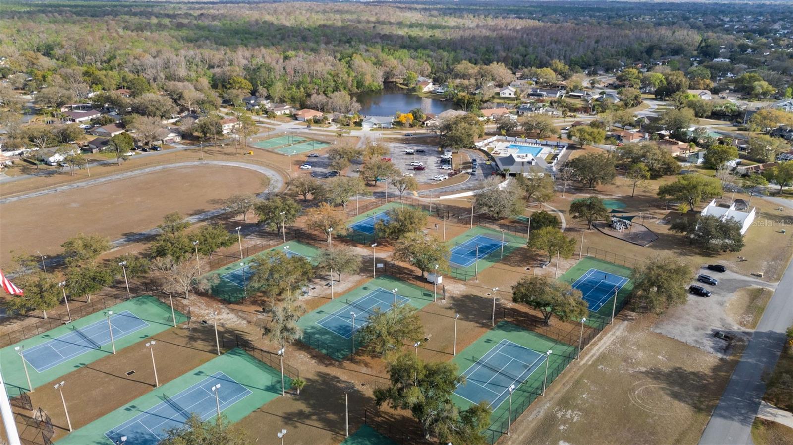 LAKE PADGETT ESTATES EAST - Residential